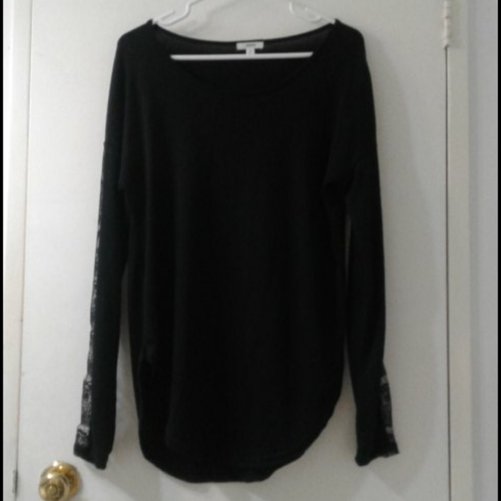 Shirt with lace detailing-Ardene